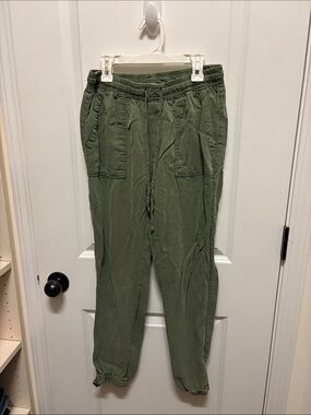 Altar'd State Olive Green Men's Drawstring Joggers